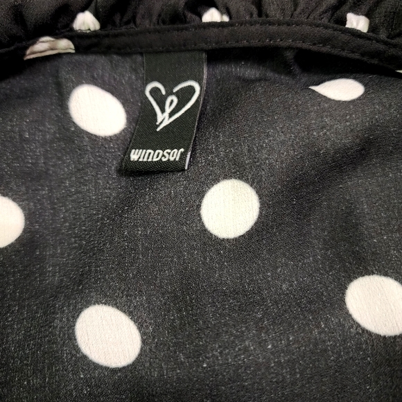 Windsor Polka dot wrap dress - Picture 3 of 5